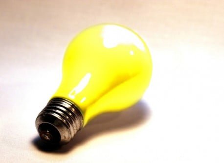 13.794 familias alicantinas han perdido el bono social de la luz