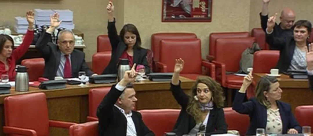 El Congreso respalda los decretos leyes sociales del Gobierno de Pedro Sánchez