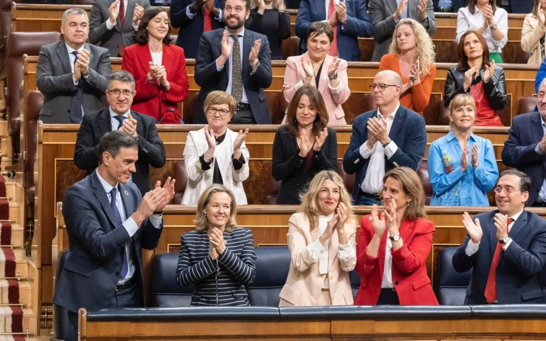 Fracasa la moción de vox y el gobierno sale reforzado y cohesionado. Gana la política útil que dialoga y acuerda.