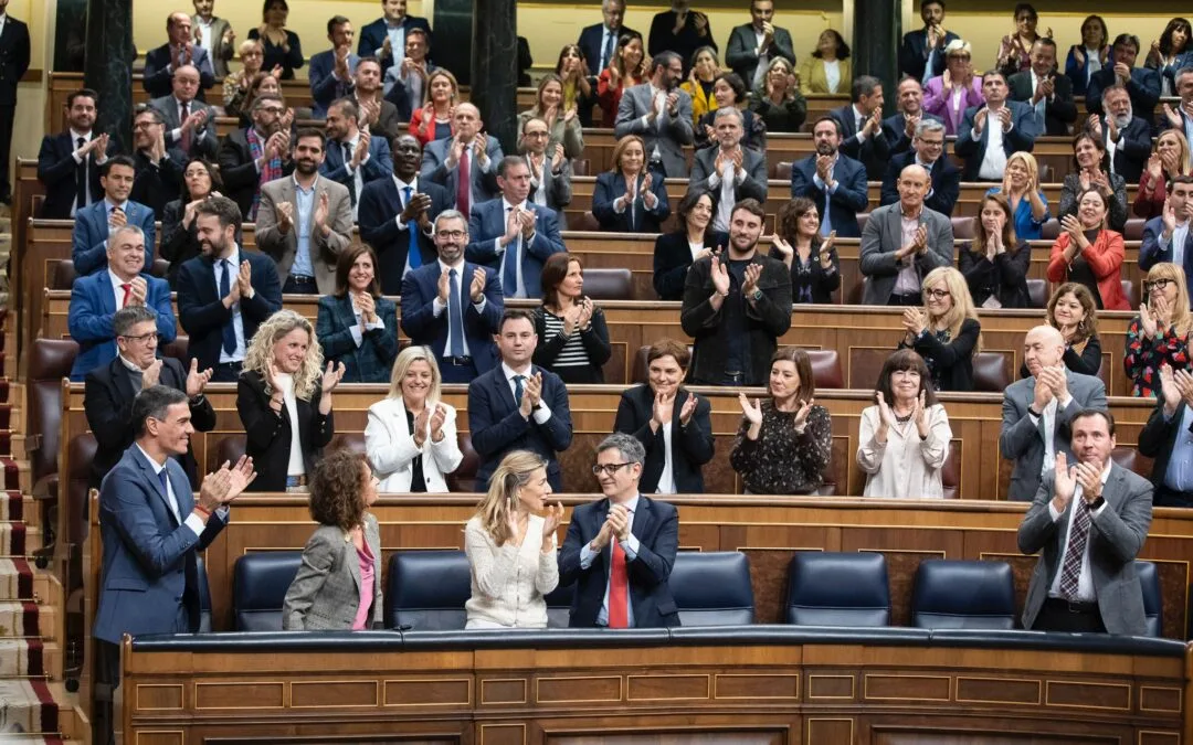 Aprobado en el congreso el impuesto complementario para que las grandes corporaciones tributen como mínimo el 15%